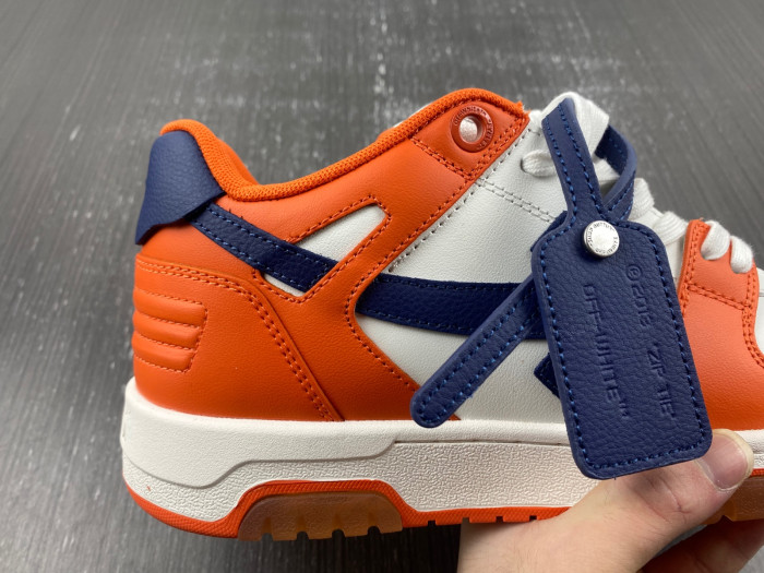 OFF-WHITE OUT OF OFFICE OW000002