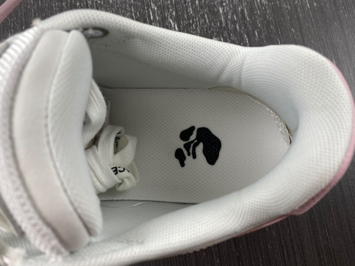 OFF-WHITE OUT OF OFFICE OW000005