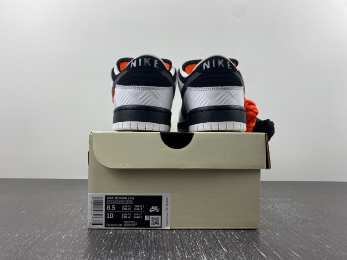 Nike SB Dunk Low TIGHTBOOTH FD2629-100