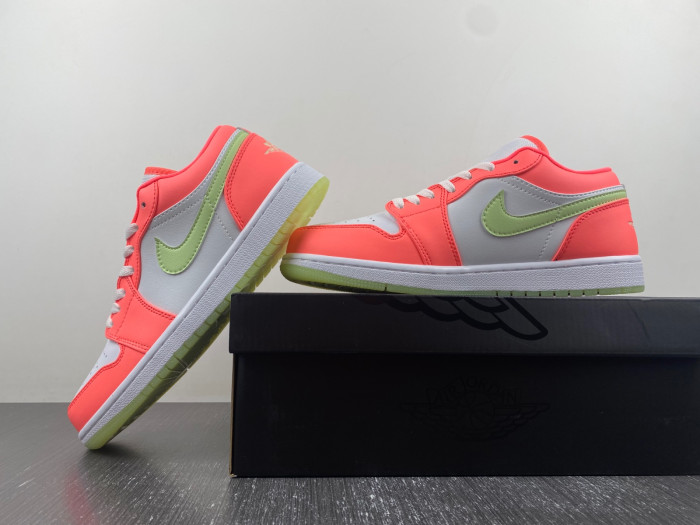 Air Jordan 1 Low SE FN6772-671