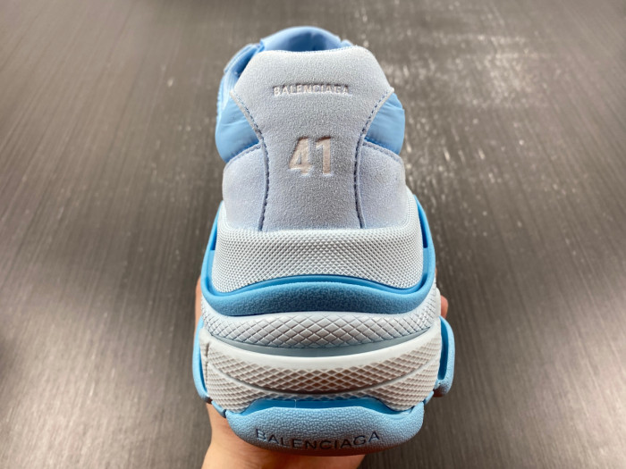 Ba*len*cia*ga triple s sneaker 710156 w3cu2 4045