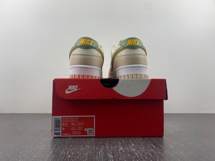 Nike Dunk Low