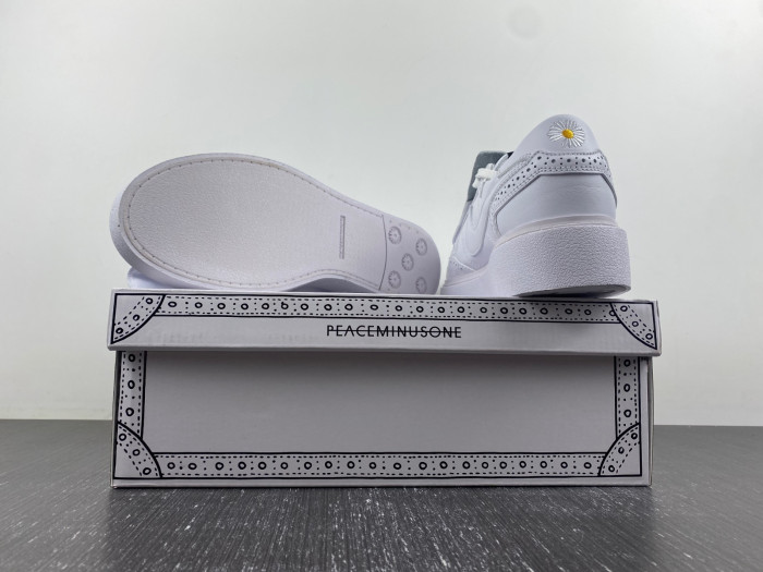 PEACEMINUSONE x Nike Kwondo 1 DH2482-100