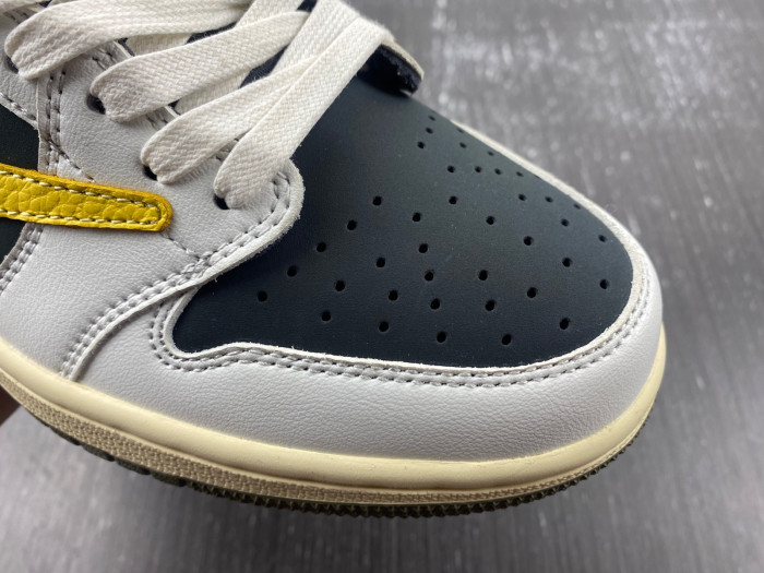 TRAVIS SCOTT X AIR JORDAN 1 RETRO LOW DM7866-982