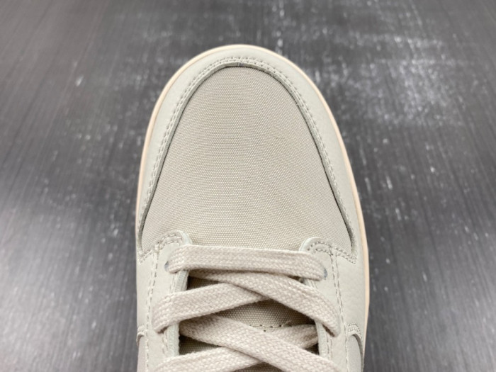 Nike Dunk Low “Light Orewood Brown”  DZ2538-100
