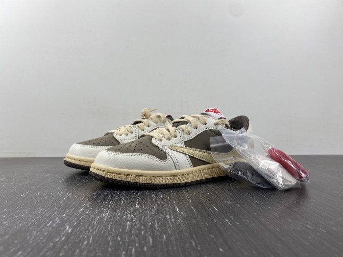 Travis Scott x Air Jordan 1 OG Low PS ''Reverse Mocha''  DO5442-162