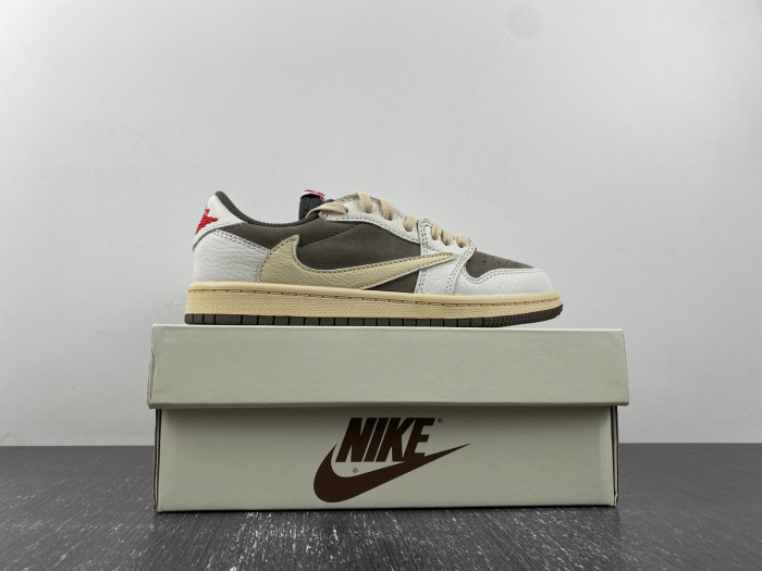 Travis Scott x Air Jordan 1 OG Low PS