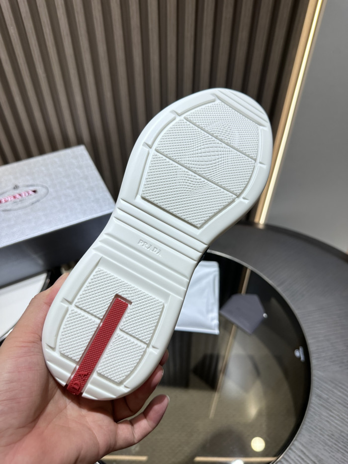 PRA SNEAKER