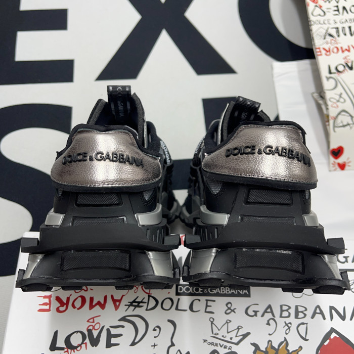 DG SNEAKER