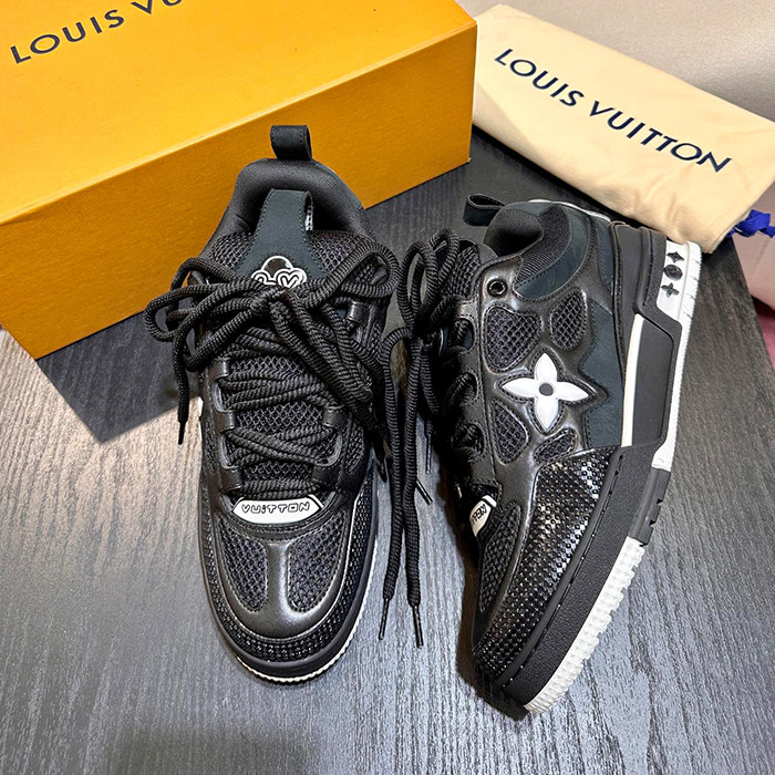 l**is V*t*n skate trainer