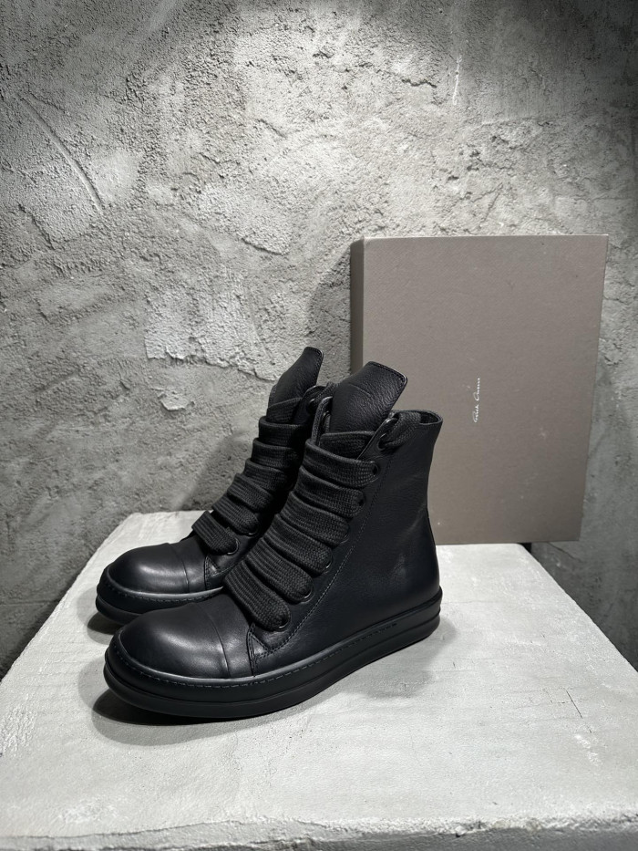 RICK OWEN.S SNEAKER