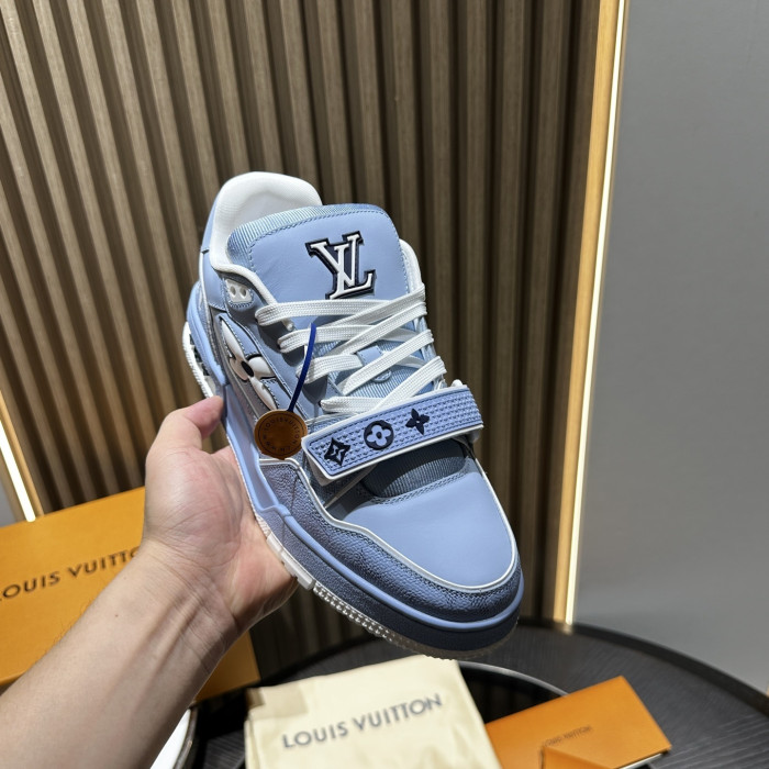 L0vis Vvtt0n LV trainer