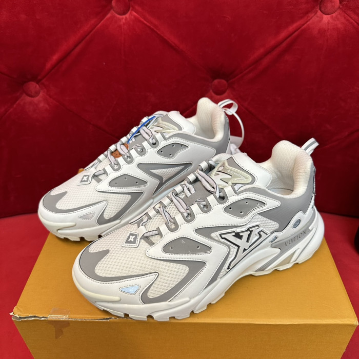 L*V SNEAKERS