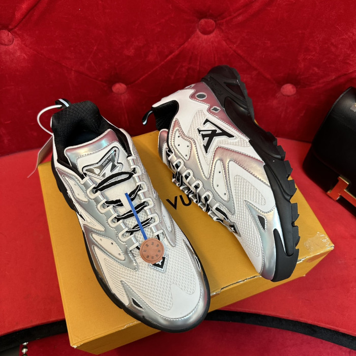 L*V SNEAKERS