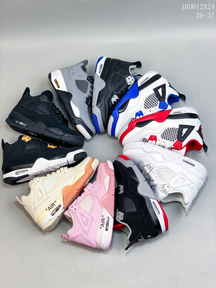 Jordan 4 Retro SNEAKERS