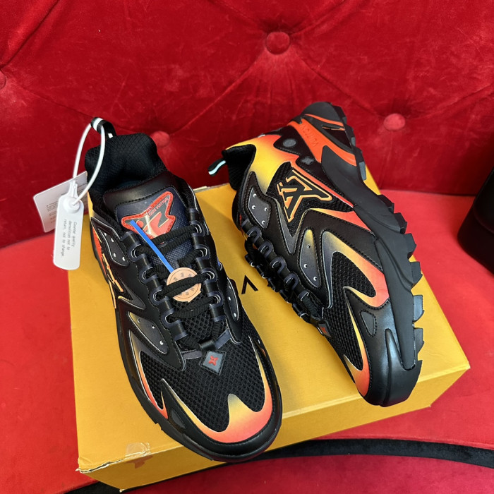 L*V SNEAKERS