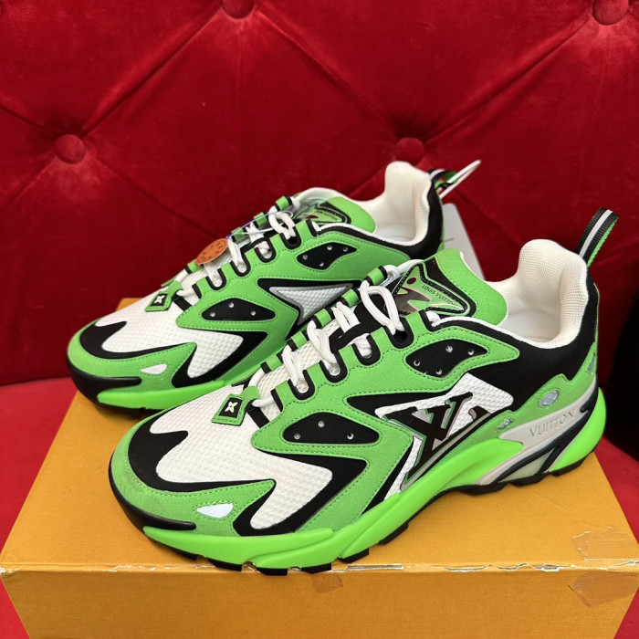 L*V SNEAKERS