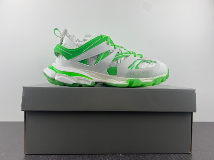 Ba*len*cia*ga track trainer