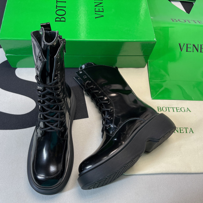 Bo*te*ga ve*ne*ta boots
