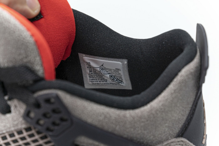 Jordan 4 Retro Taupe Haze DB0732-200