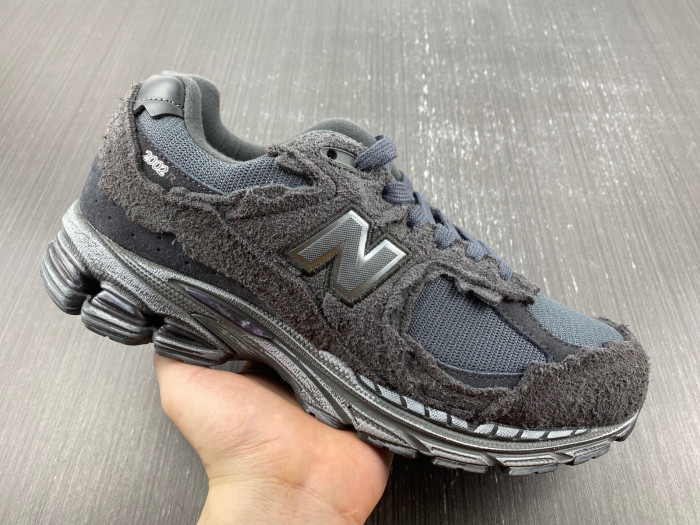 BAPE X NEW BALANCE 2002R M2002RDB