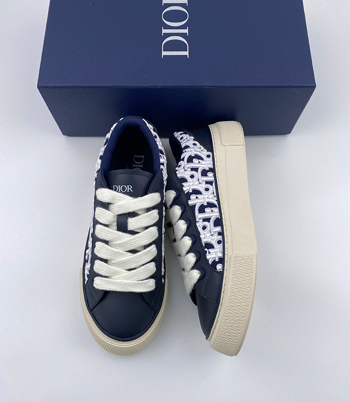 D*R SNEAKERS