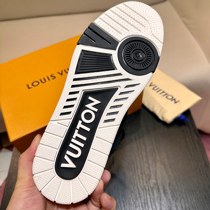 l**is V*t*n skate trainer