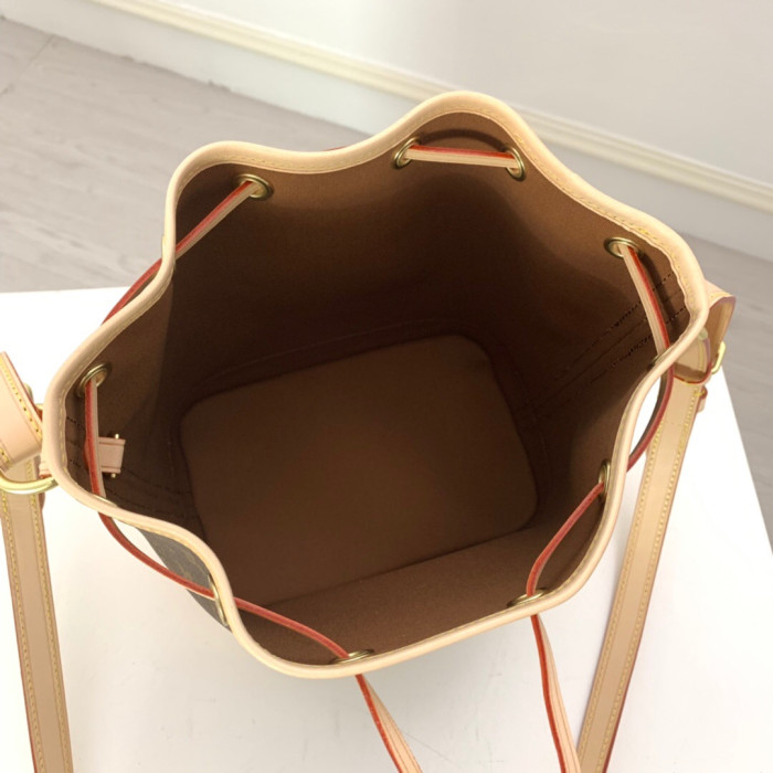 L*V BAG