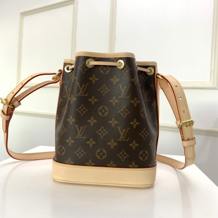 L*V BAG