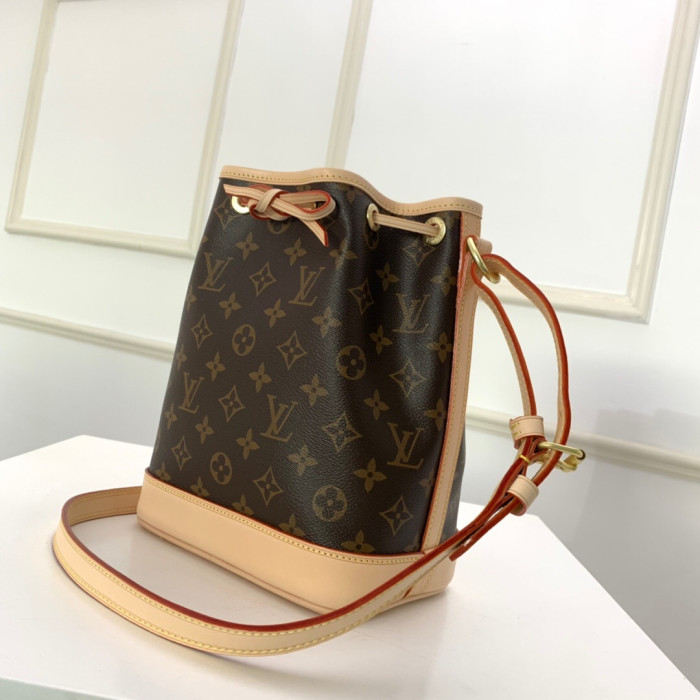 L*V BAG