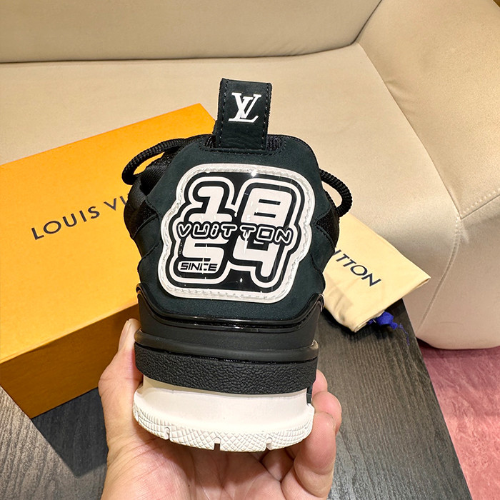l**is V*t*n skate trainer