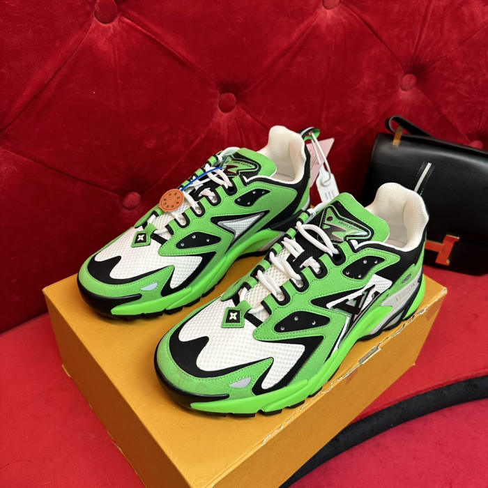 L*V SNEAKERS
