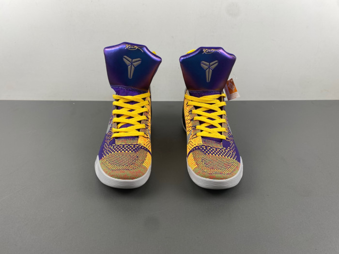 Kobe 9 Elite “Team” 630847-500