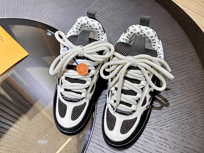l**is V*t*n skate trainer