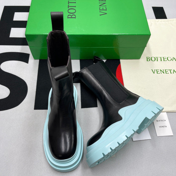 Bo*te*ga ve*ne*ta boots