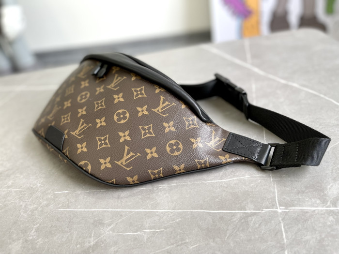 L*V FANNY PACK
