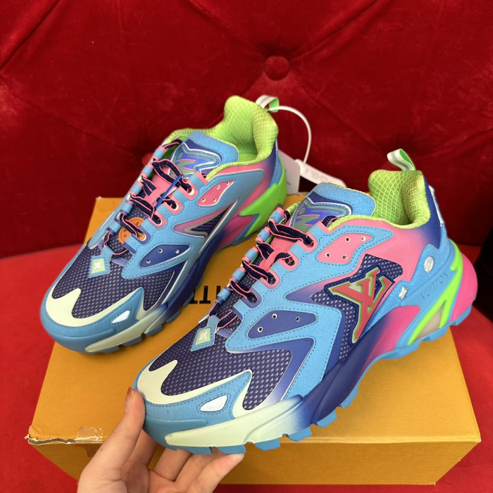 L*V SNEAKERS