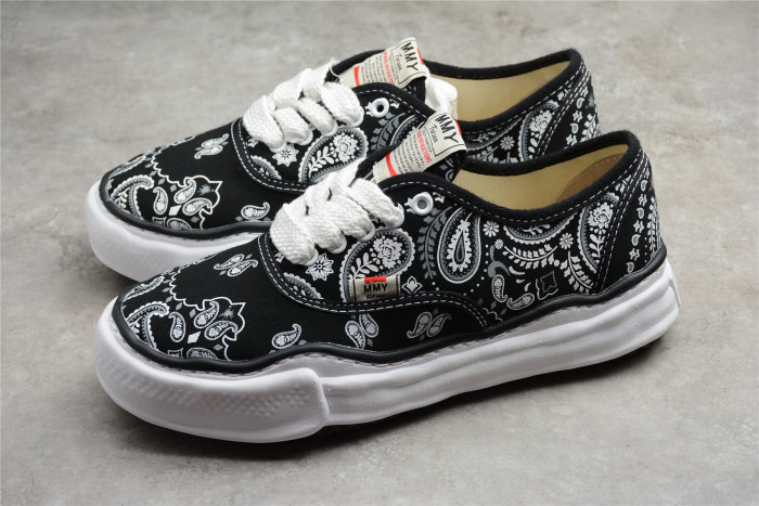 MIHARA YASUHIRO Black CO3FW702