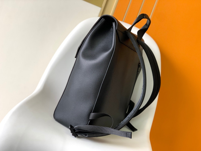 L*V BACKPACK