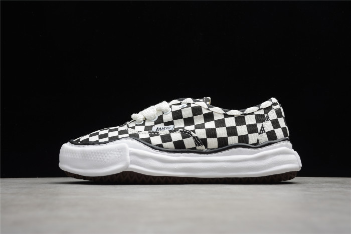 MIHARA YASUHIRO Black And White AO2FW706