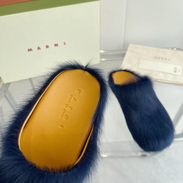 Ma*n1 FUSSBET SABOT CALF-HAIR SLIPPERS