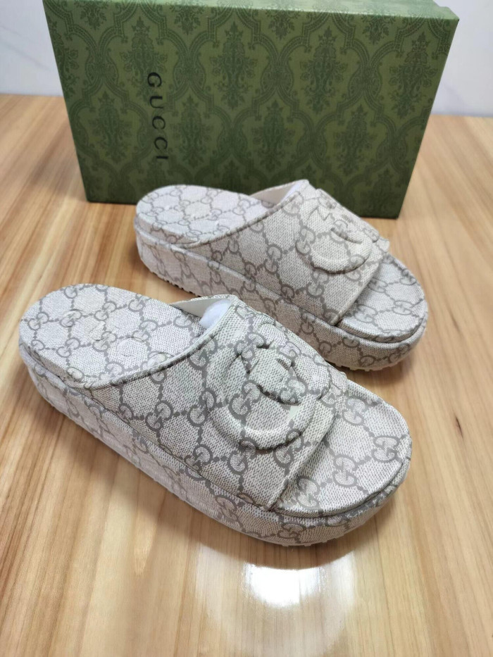 GC SANDALS