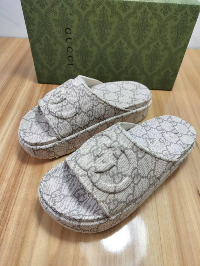 GC SANDALS