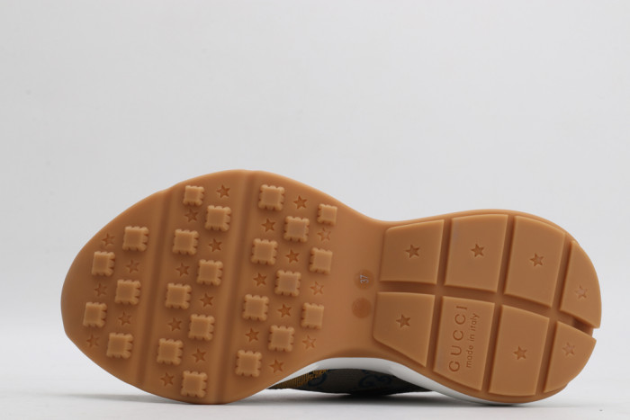 GC sneaker