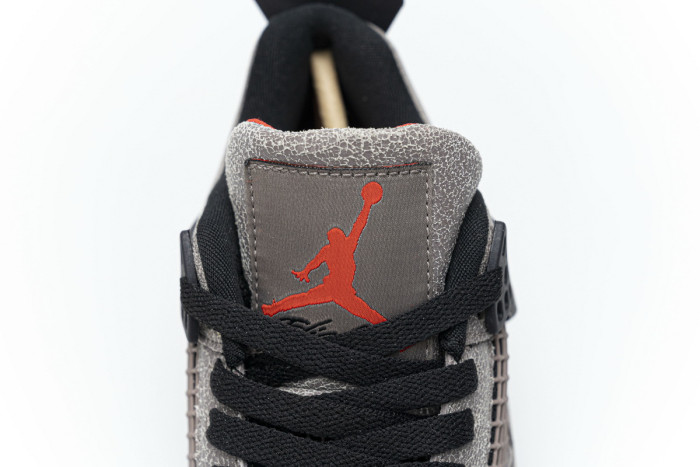Jordan 4 Retro Taupe Haze DB0732-200