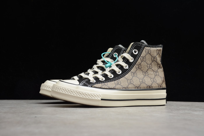 GC * CONVERSE SNEAKER