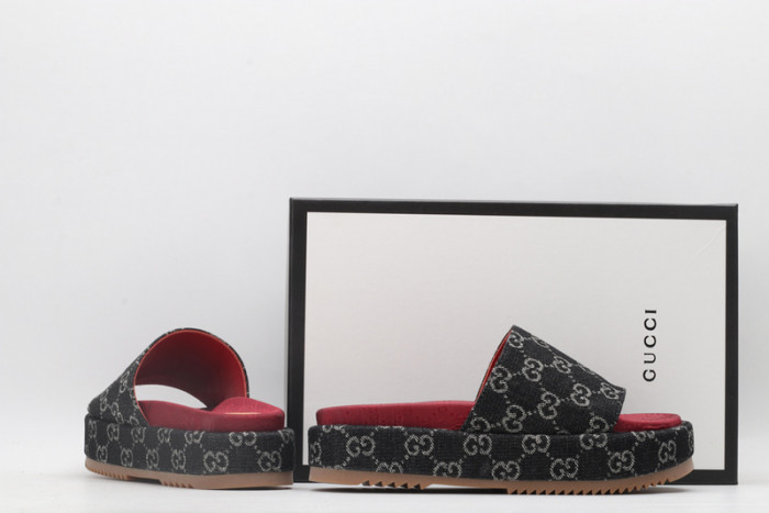 GC SANDALS