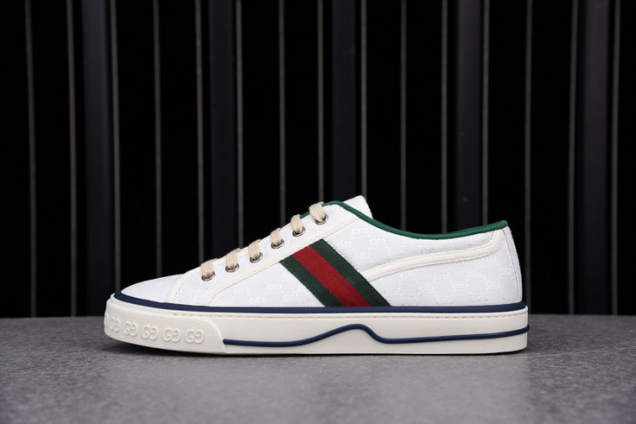 GC sneaker