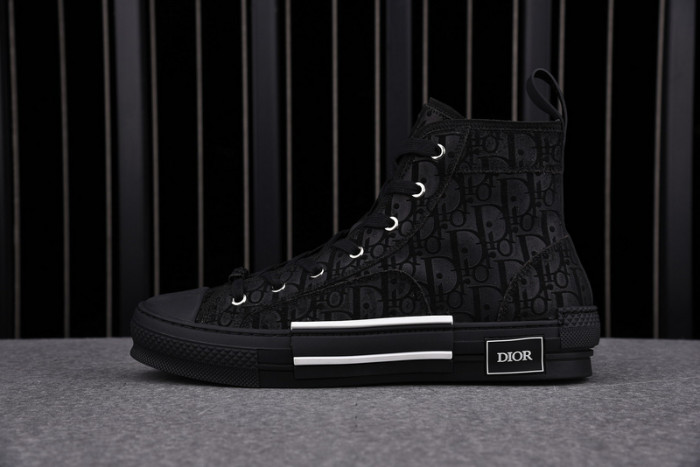 DR B23 HIGH-TOP SNEAKERS 0116