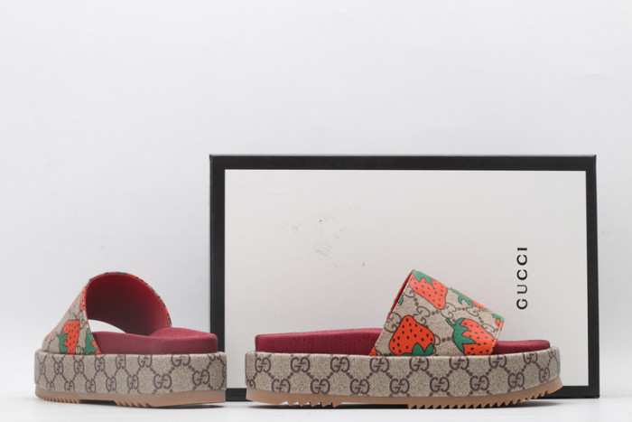 GC SANDALS